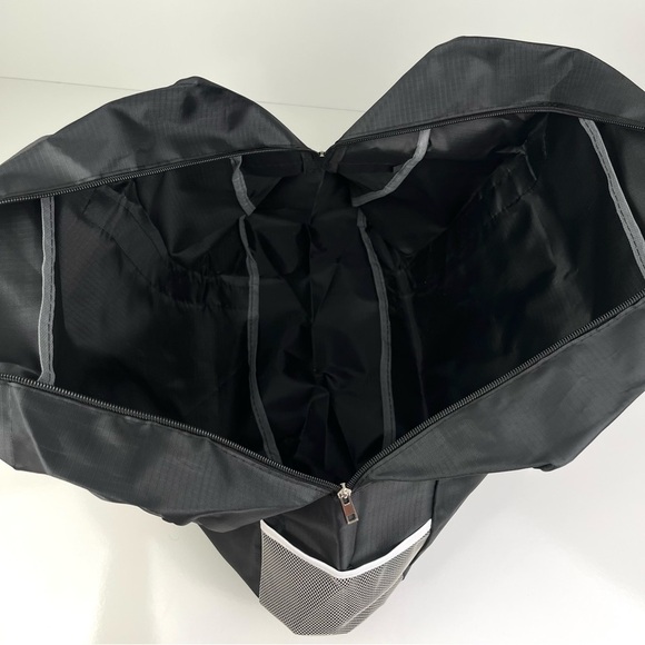NEW Black Aircraft Duffel/Carry-On Bag – Large Capacity, Travel-Ready - Picture 5 of 6